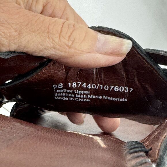 Auditions Black Leather Woven Strappy Cushioned Comfort Slip On Sandals Sz 9S - Picture 8 of 8